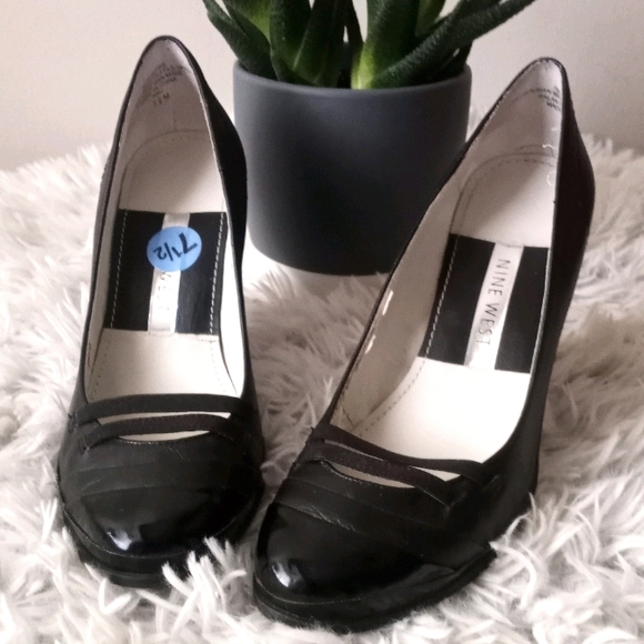 Nine West Shoes - Nine West high heels Sz 7.5